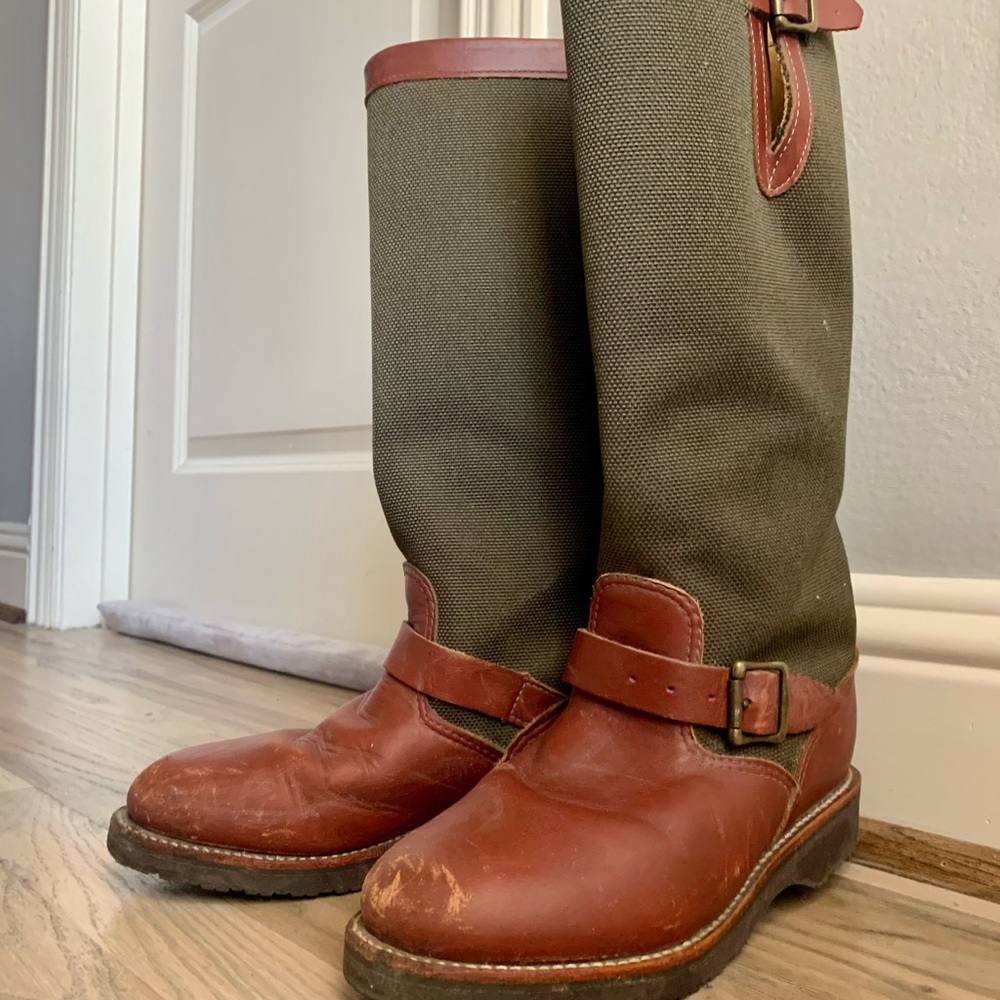 Women’s Chippewa Snake Boots